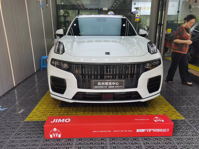 領(lǐng)克09隱形車衣施工案例