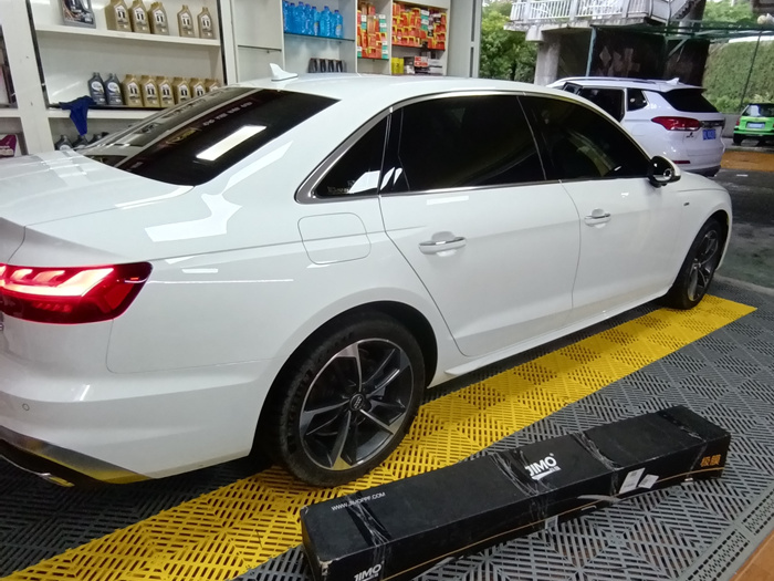 奧迪A4L隱形車衣施工案例